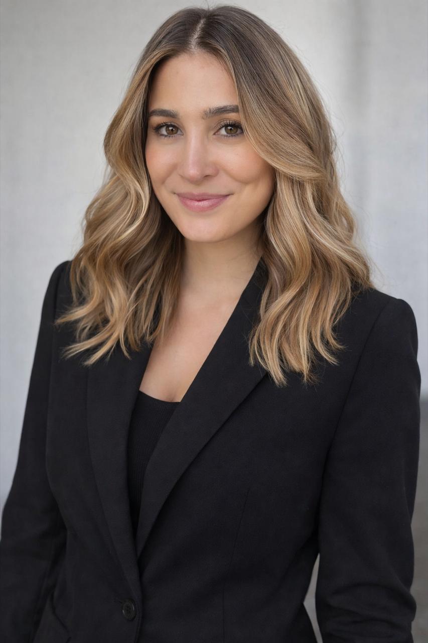 Elaine Cristina